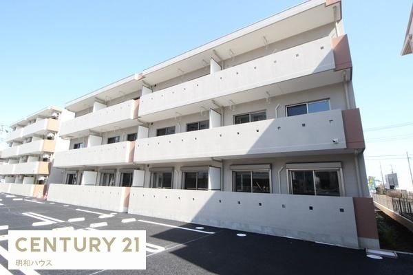 Dear Nest�֊� �O�ώʐ^